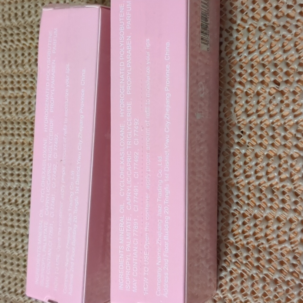 Pick your favorite Plumping w/menthol and chili extract New - Picture 10 of 10